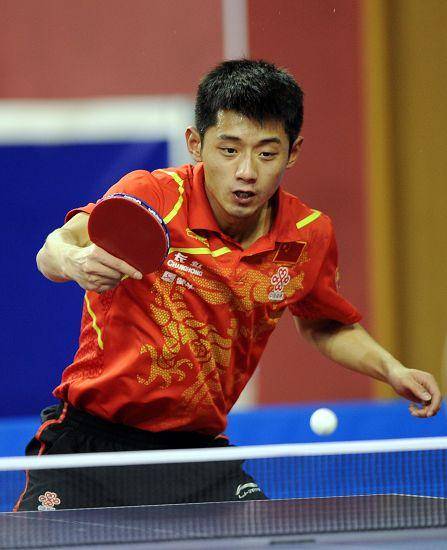 中国乒乓球队力克比利时乒乓球队，张继科爆发神勇