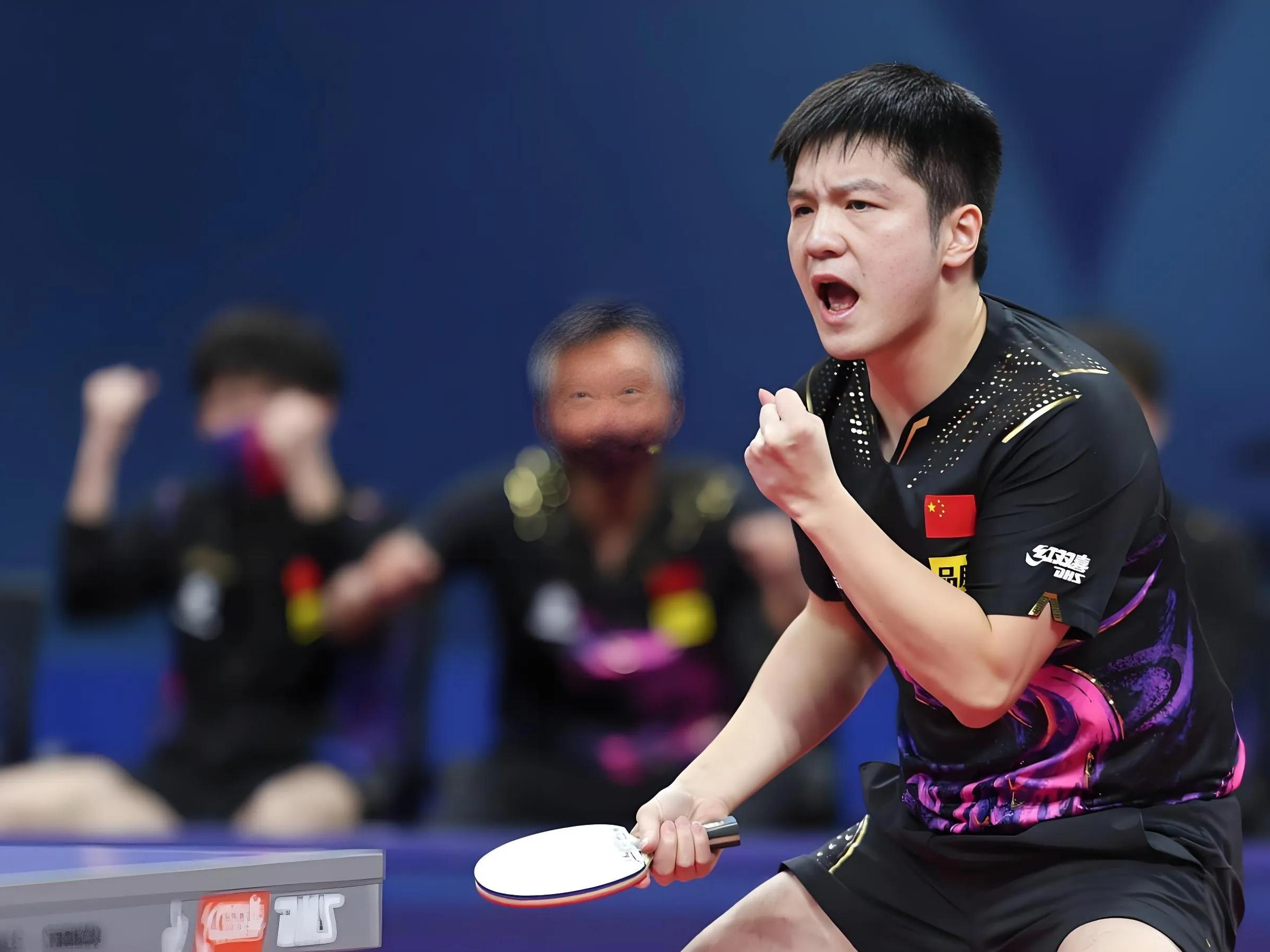 英格兰队鏖战中国队，樊振东关键制胜