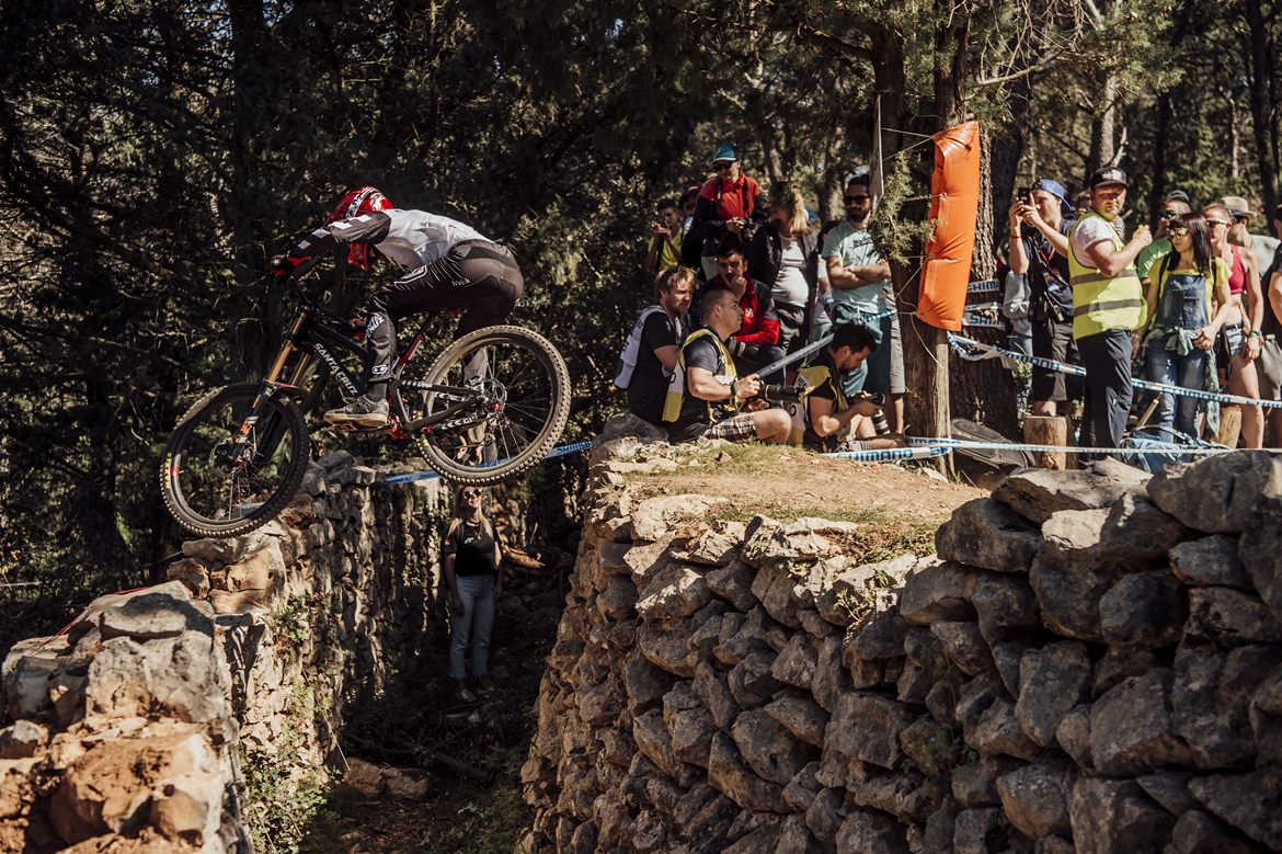 奥地利碾压英格兰，格纳布里高光表现