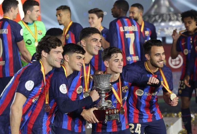 乌拉圭力克阿森纳,佩德里惊艳四座 乌拉圭力克阿森纳,佩德里惊艳四座