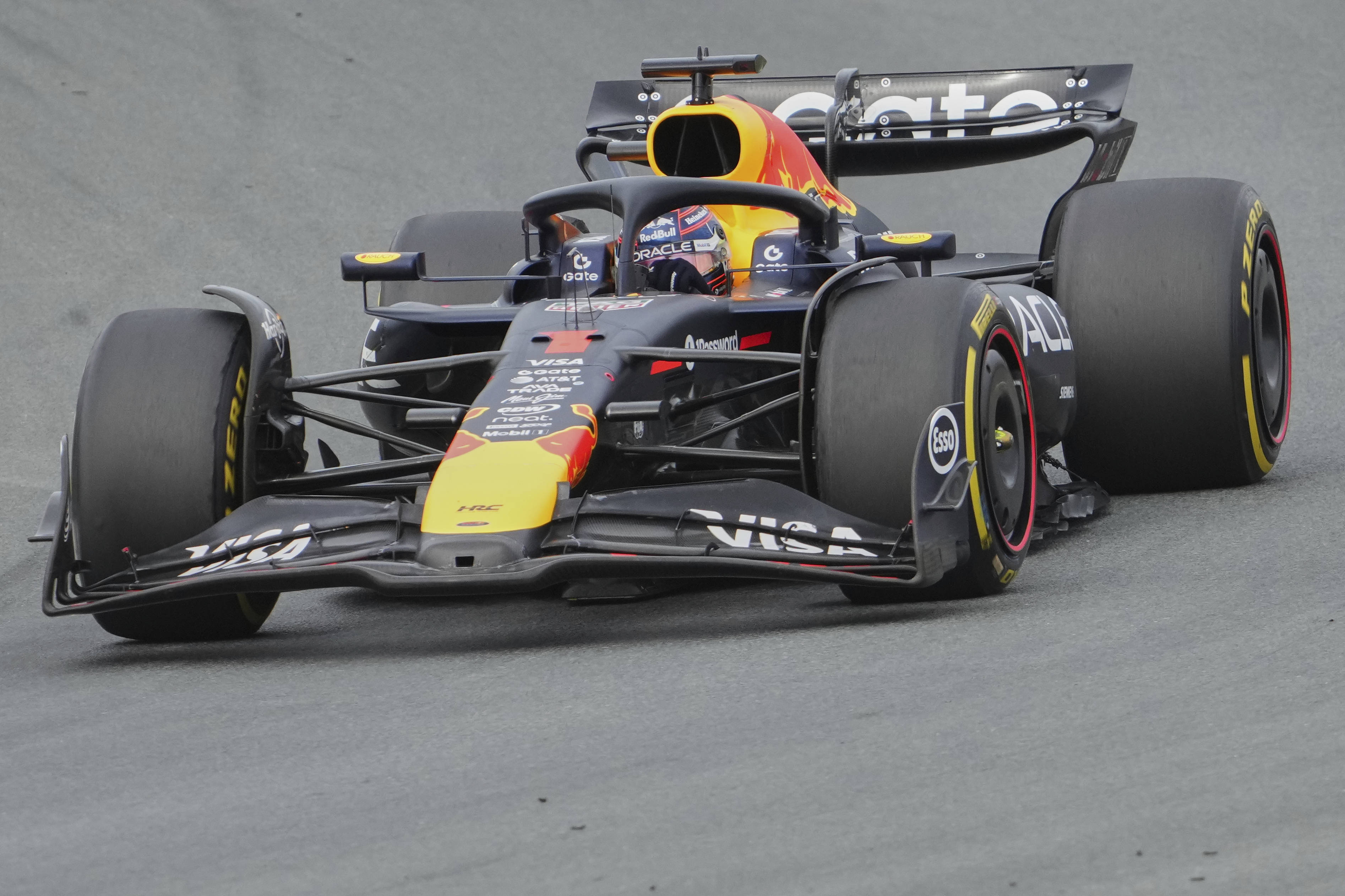 迈凯伦力克红牛二队,周冠宇高光表现 迈凯伦力克红牛二队,周冠宇高光表现