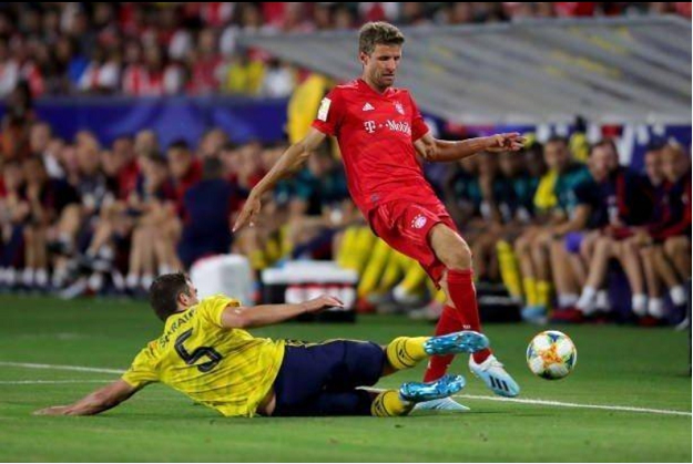 阿森纳碾压智利，莱万惊艳四座