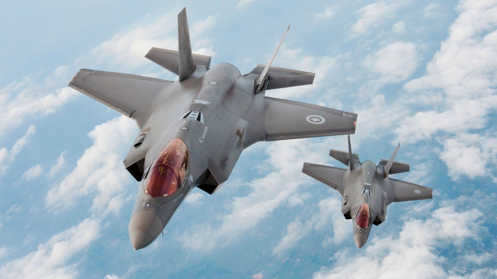 红魔铁幕的裂痕,塞恩斯带队梅赛德斯力克法拉利的策略革命