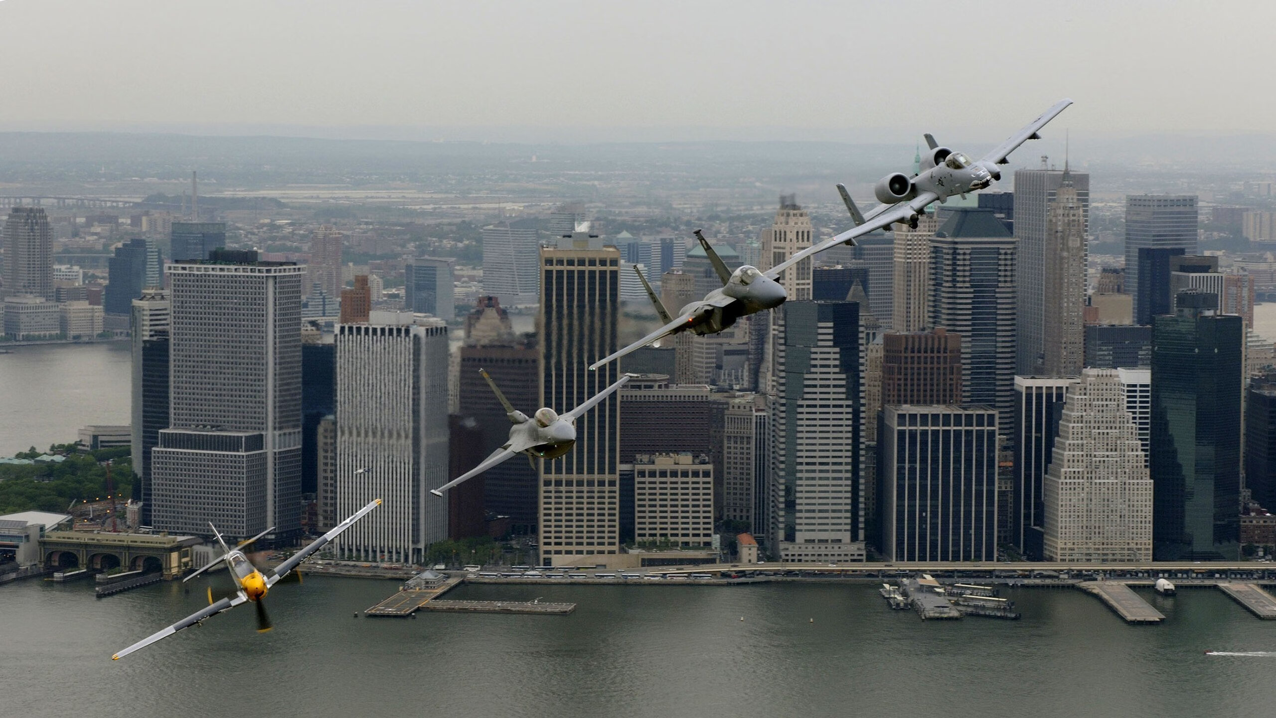 破局者的黎明，当波兰铁骑撞碎坚盾，梁靖崑在球台画出统治的圆