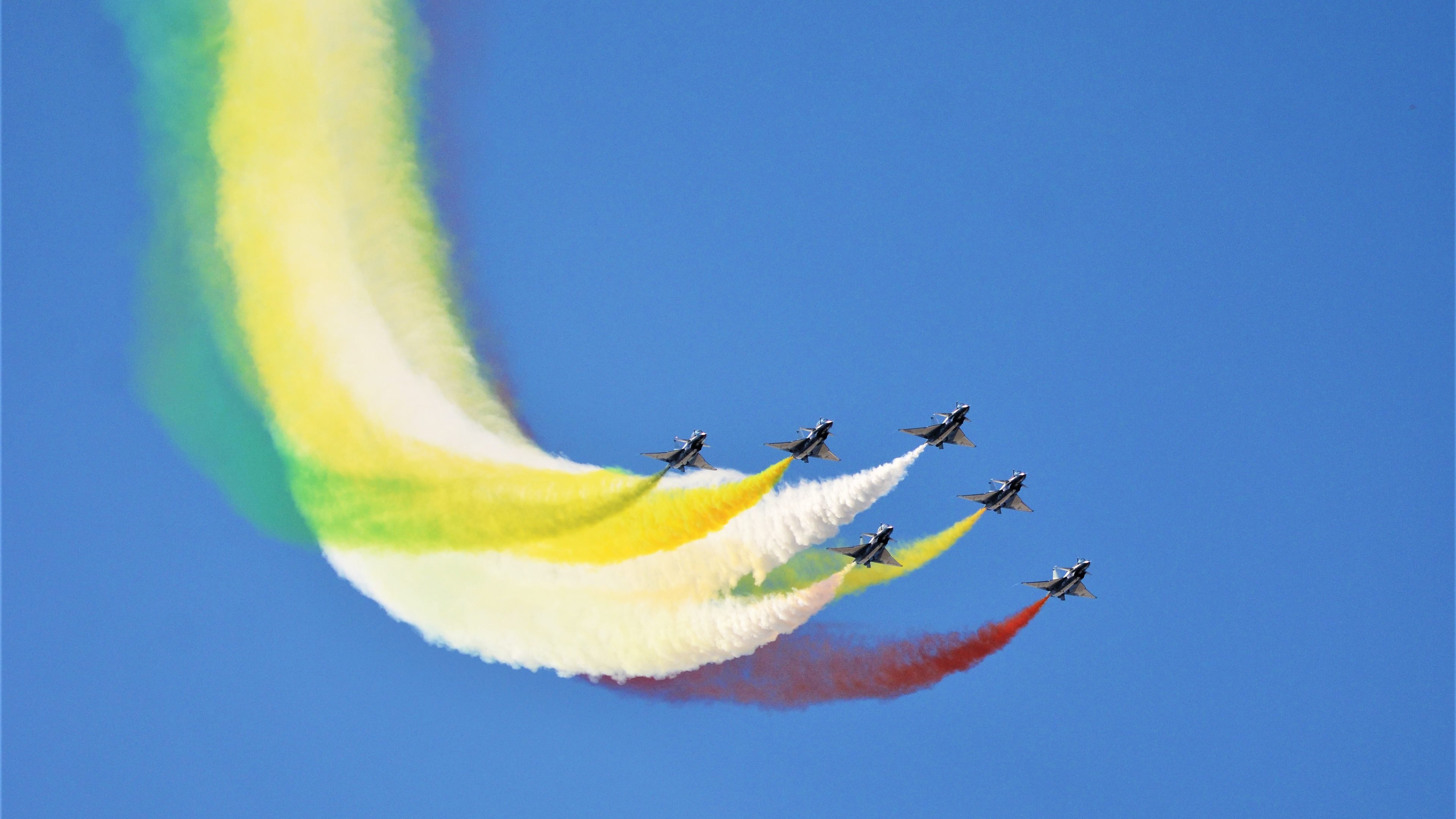 逆流之战，银箭独擎，红牛力克哈斯的铁幕突围