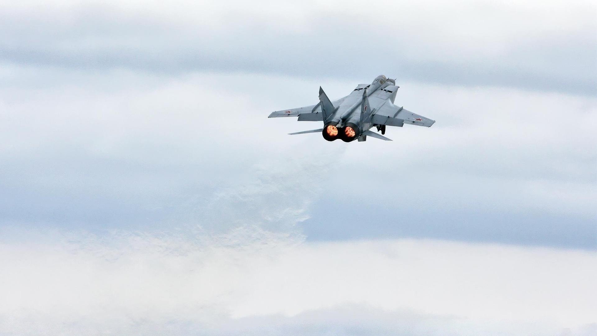 战争与和平的十分钟，蒂亚戈一脚改写伊比利亚史诗