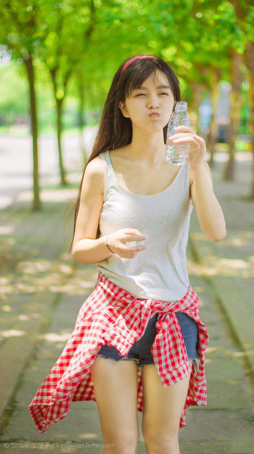 老鹰展翅撕裂撕裂之城，浓眉化身关键先生锁定胜局